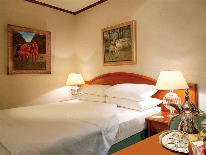 Al Khozama Hotel Riaad Buitenkant foto