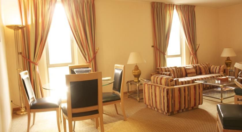 Al Khozama Hotel Riaad Buitenkant foto