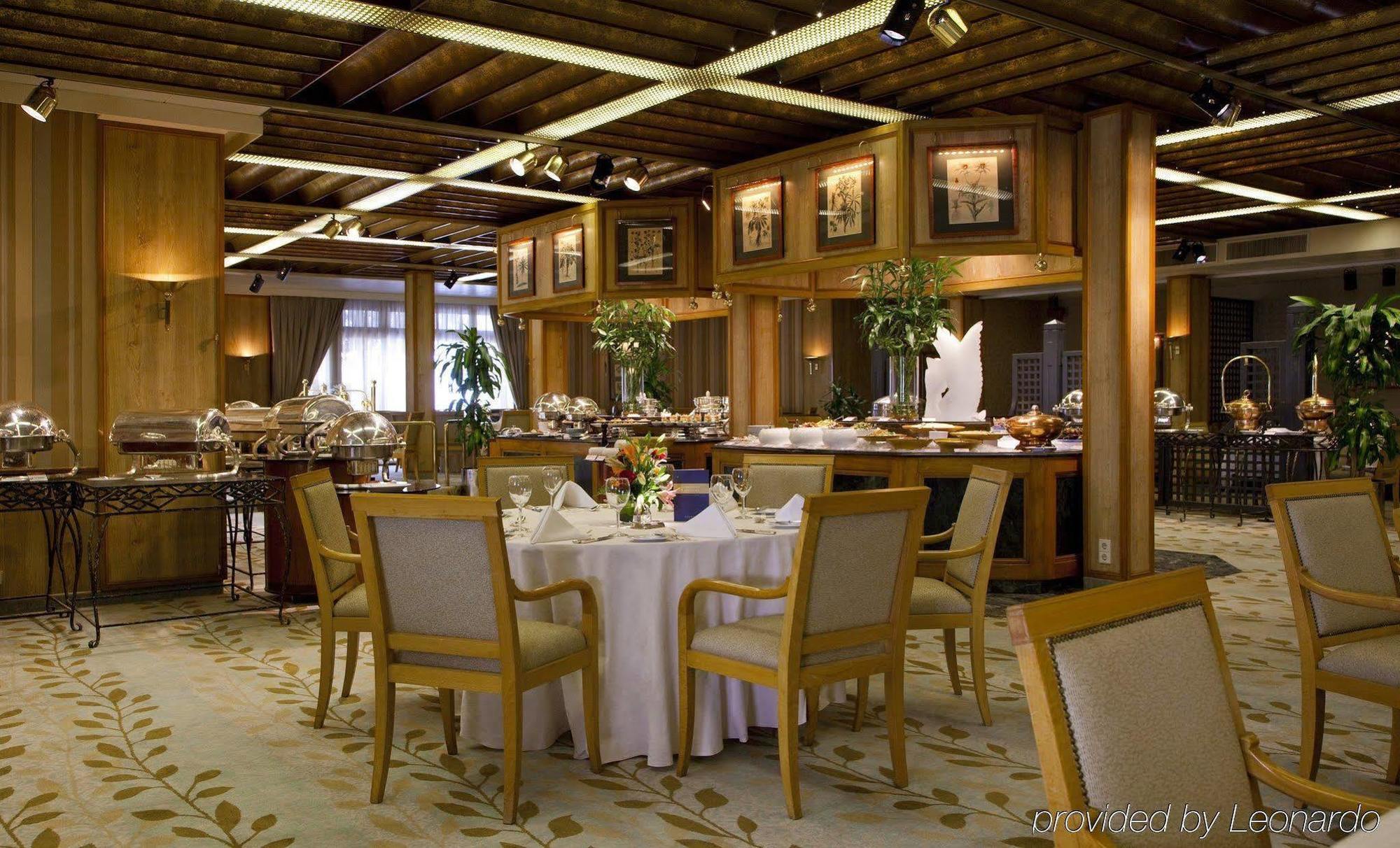 Al Khozama Hotel Riaad Buitenkant foto